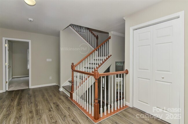 Building Photo - 15723 Wood Duck Crossing Dr