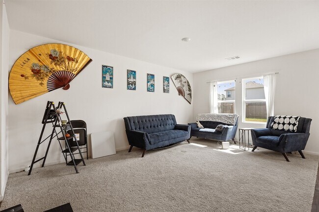 Building Photo - 7826 Pink Dahlia Dr