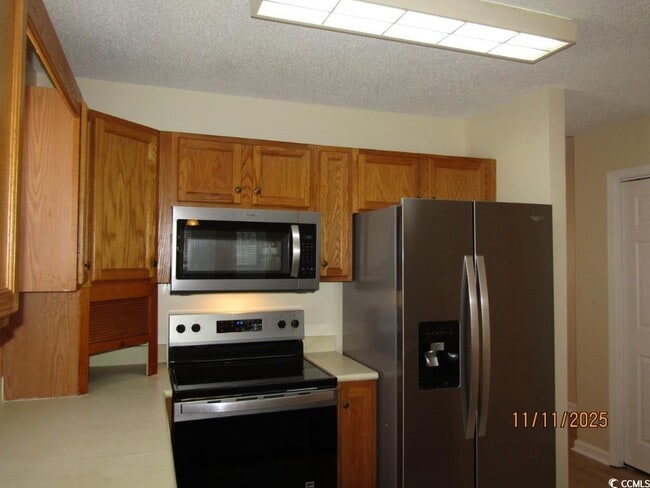 Building Photo - 132 Carolina Pointe Way