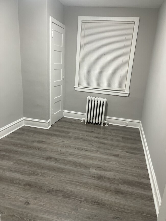 Building Photo - 6531 Theodore St