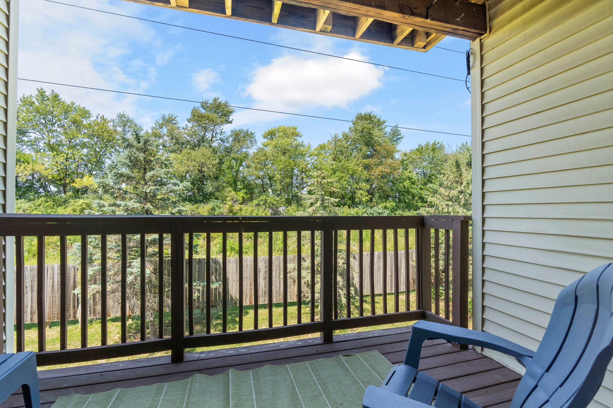 Building Photo - 805 Blue Sky Dr