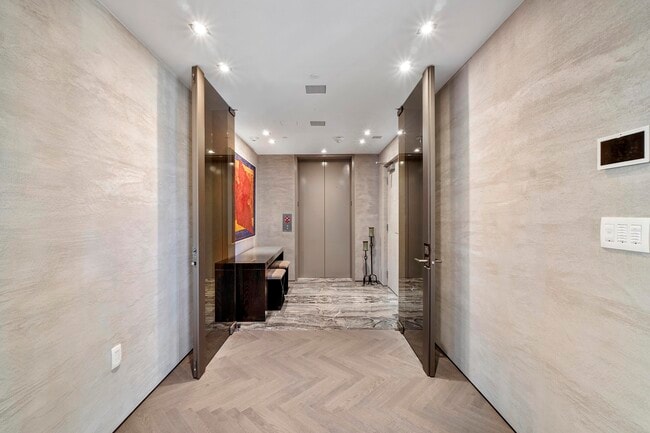 Building Photo - 2200 N Ocean Blvd