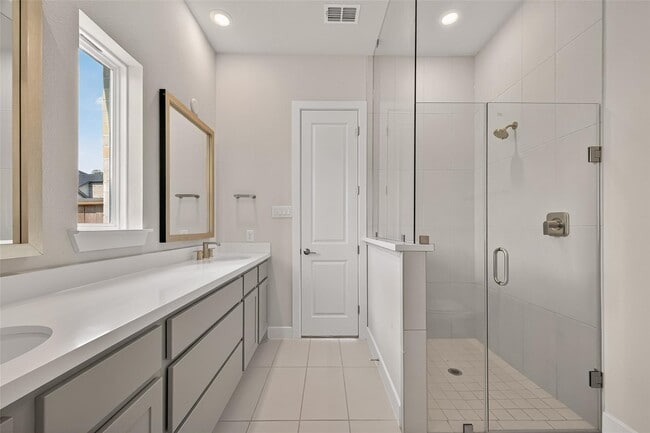 Building Photo - 4906 Tanyard Manor Dr