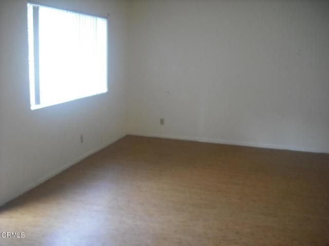Building Photo - 619 Halyard St