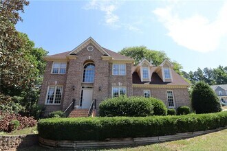 Building Photo - 108 Highland Springs Ln