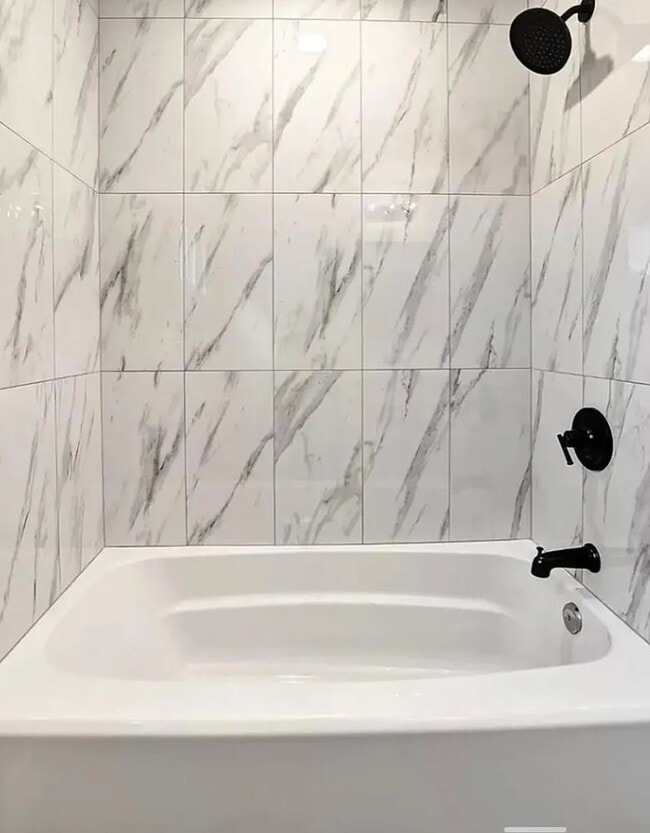 Building Photo - 2841 Utah Ave