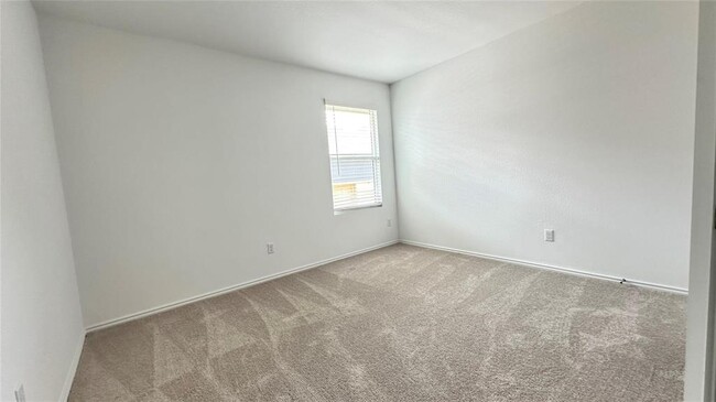 Building Photo - 187 Jeffers