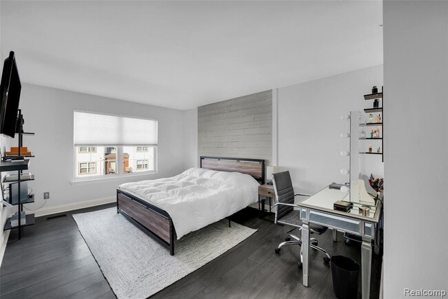 Building Photo - 3285 Newbury Pl