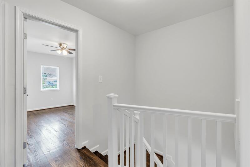 Building Photo - 731 Mt Holly St