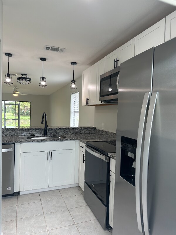 Building Photo - 203 Golf Club Ln