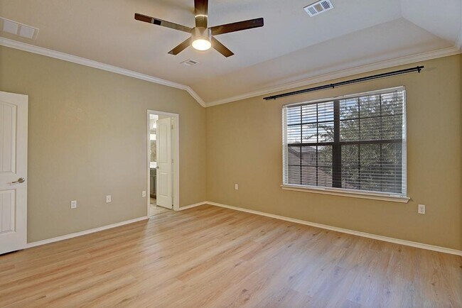 Building Photo - 5624 Emma Thompson Way