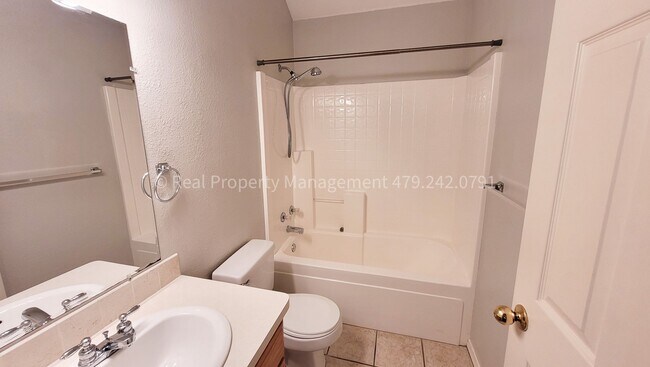 Building Photo - 7214 Red Pine Dr