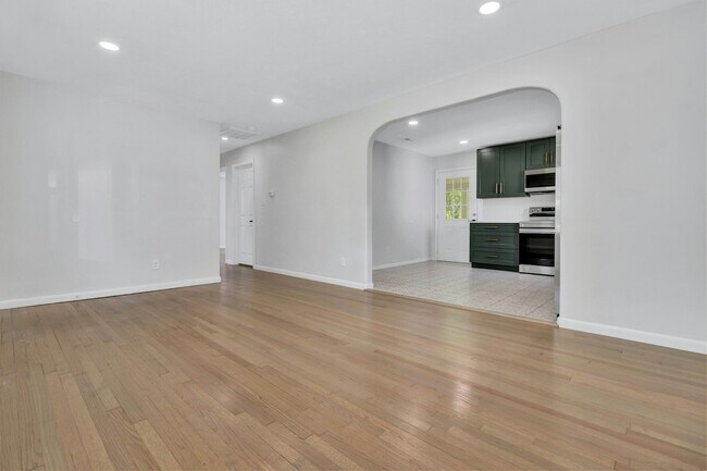 Building Photo - 38 Hi Alta Ave