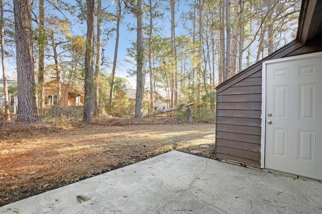 Building Photo - 205 Corey Ct