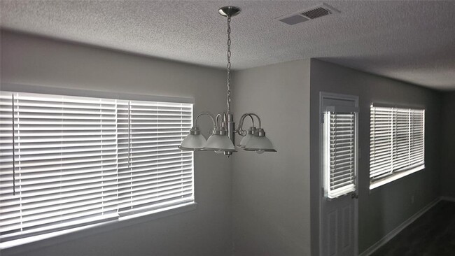 Building Photo - 5111 Scottwood Dr