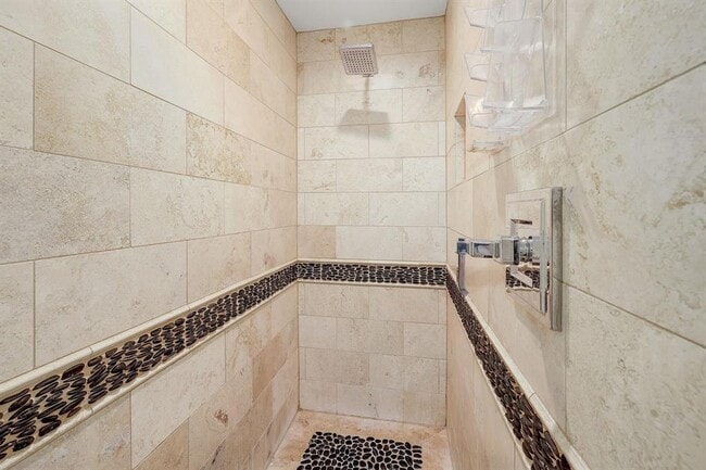 Building Photo - 3601 Peregrine Falcon Dr