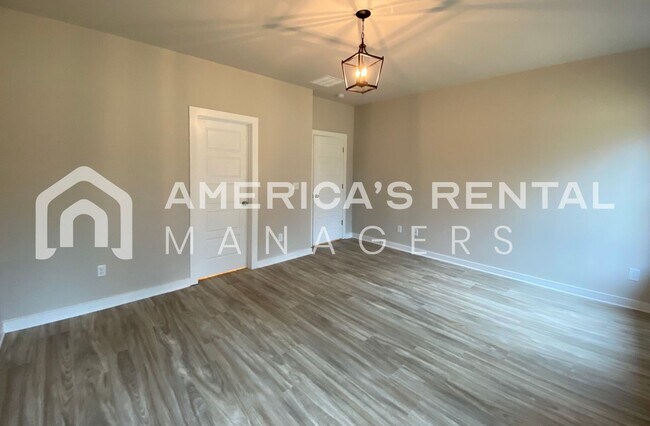 Building Photo - Home for Rent in Jemison, A!! Sign a 13 Month Lease by 5/15/26 to get 1 MONTH FREE RENT!!