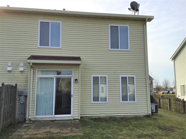 Building Photo - 4105 Dillon St