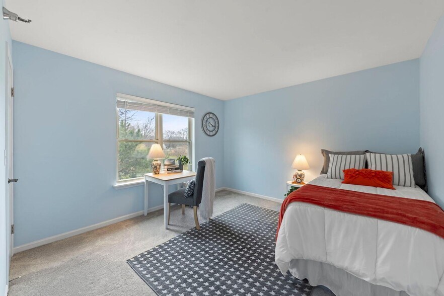 Building Photo - 208 Glengarry Dr