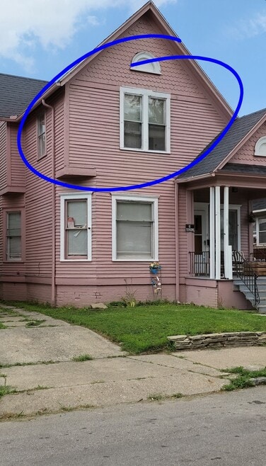 Building Photo - 40 Garfield Pl