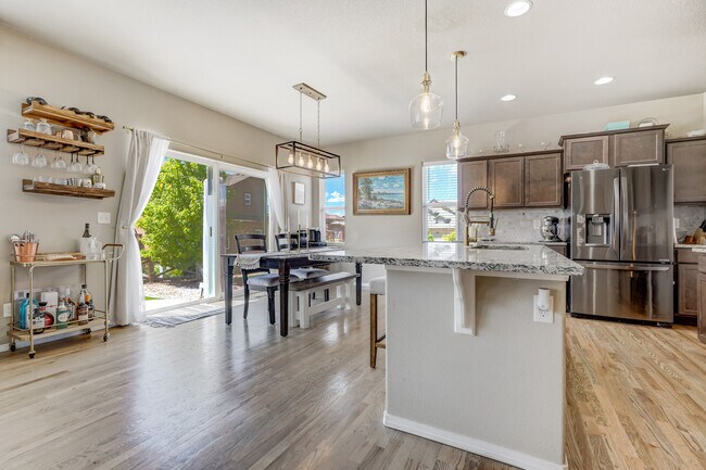 Building Photo - 7143 Jagged Rock Cir