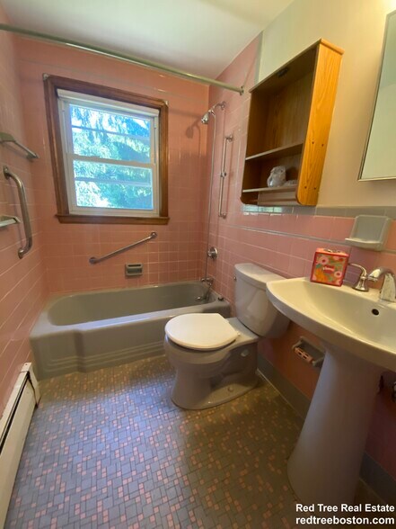 Building Photo - 56 Morrell St