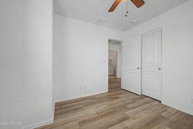 Building Photo - 8777 W Dahlia Dr