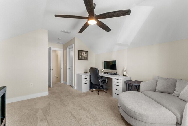 Building Photo - Beautiful Home Near Tyndall AFB