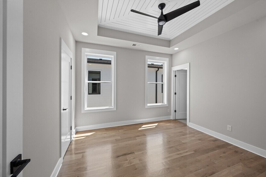 Building Photo - 2521 W Heiman St