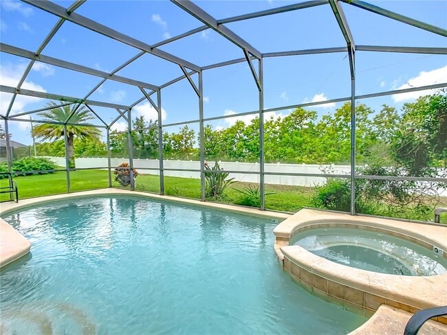 Building Photo - 334 Cadiz Loop