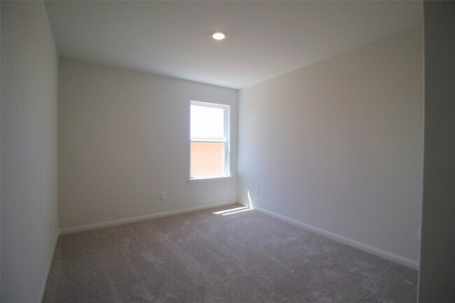 Building Photo - 8031 Vacek Meadows Loop