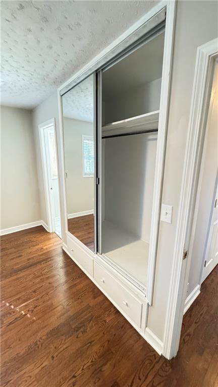 Building Photo - 552 Sybil Ln SE