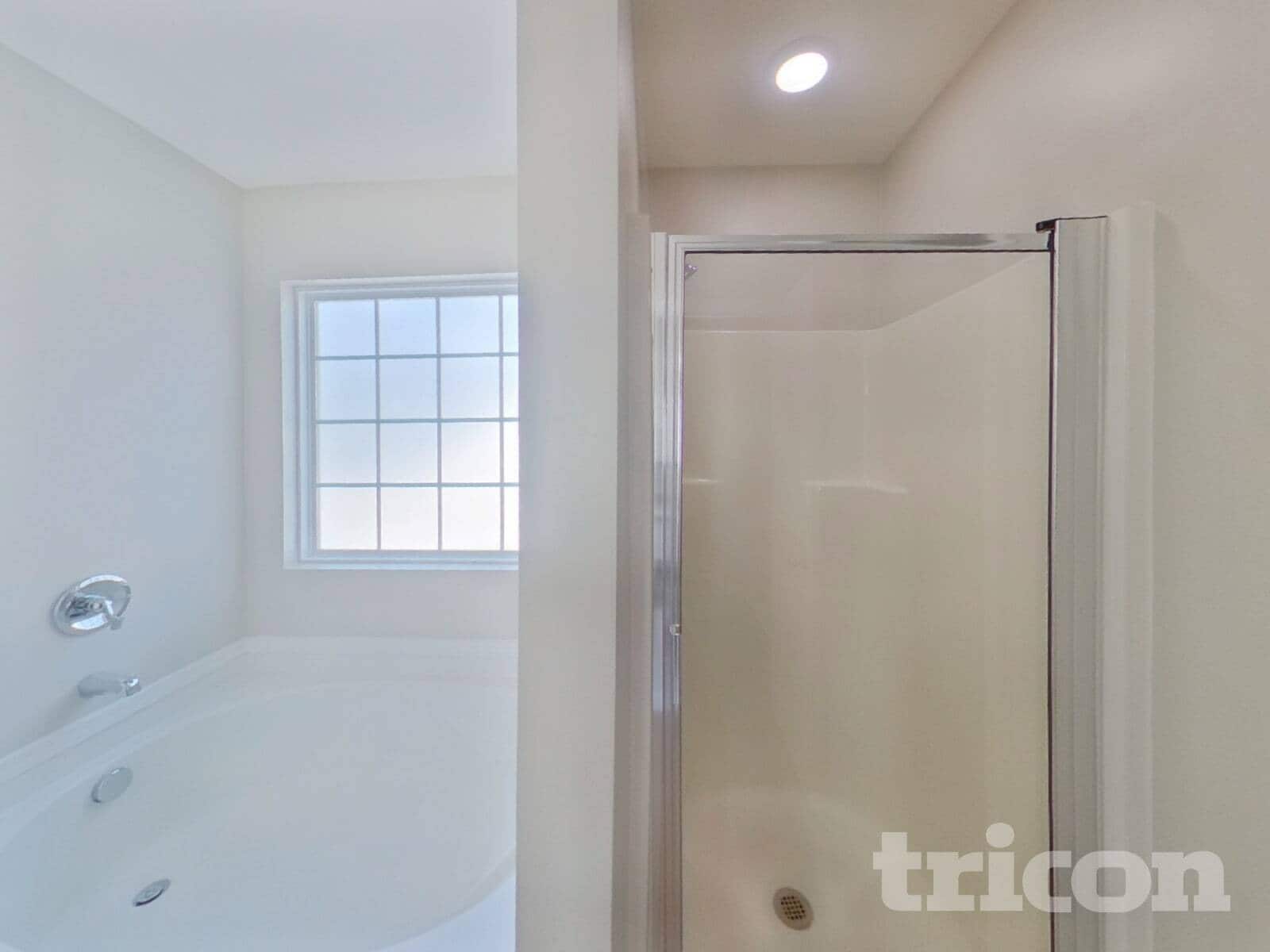 Building Photo - 1001 Southridge Dr