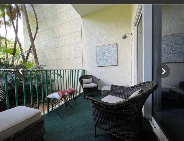 Building Photo - 20000 E Country Club Dr