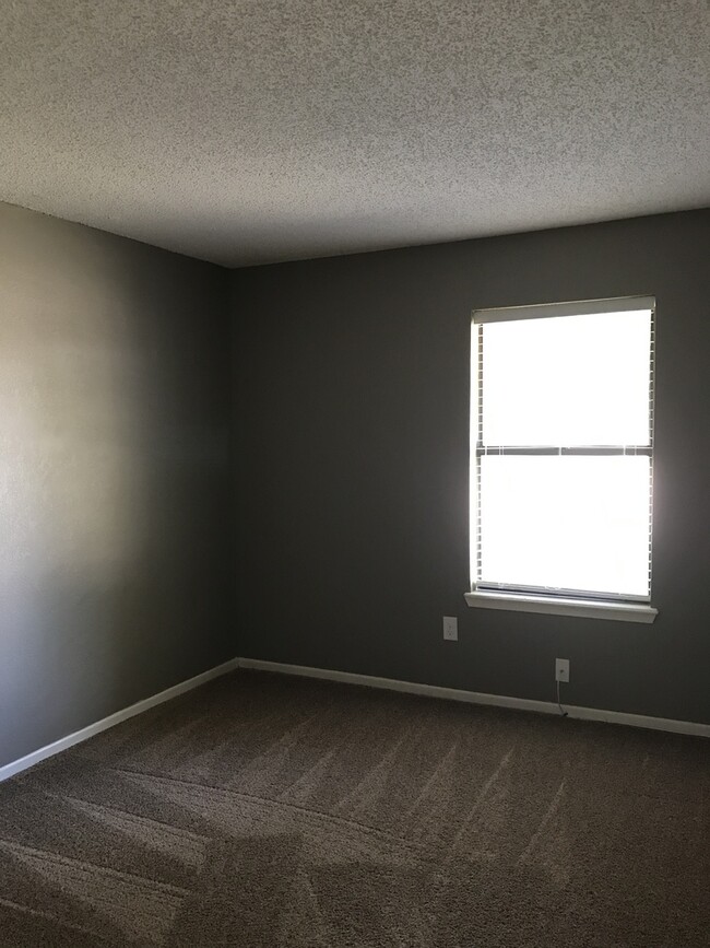 Building Photo - Affordable 3 bedroom in the Wylie district!