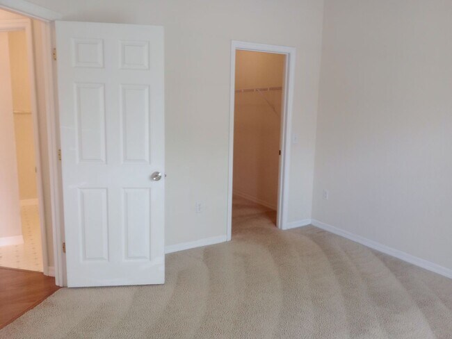 Building Photo - 821 Grand Regency Pointe