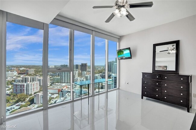 Building Photo - 3 br, 3 bath Condo - 2020 N Bayshore Dr