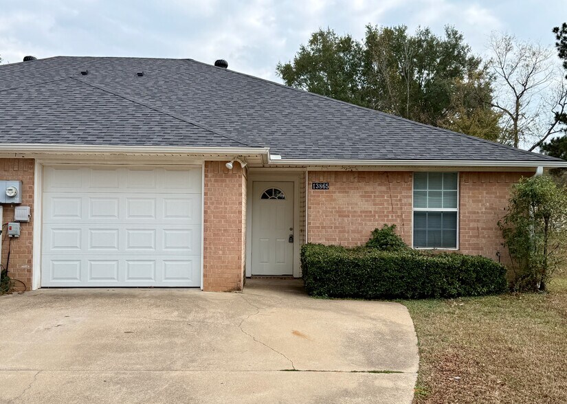 Primary Photo - 13865 County Road 194