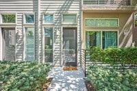 Building Photo - 661 Sawyer Pl