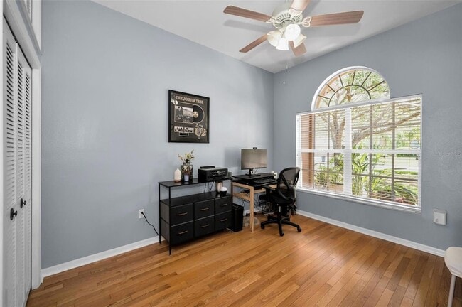 Building Photo - 1516 E Lake Woodlands Pkwy