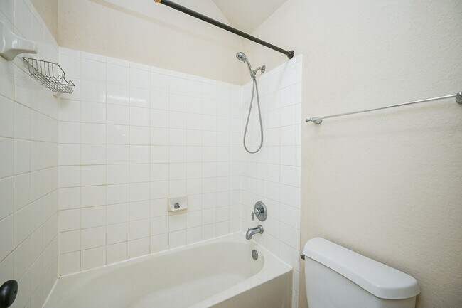 Building Photo - 4411 Wellington Grove Ln
