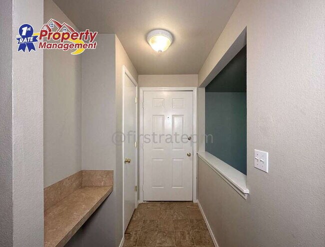 Building Photo - 2839 W Malad St