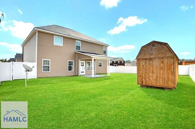 Building Photo - 763 English Oak Dr