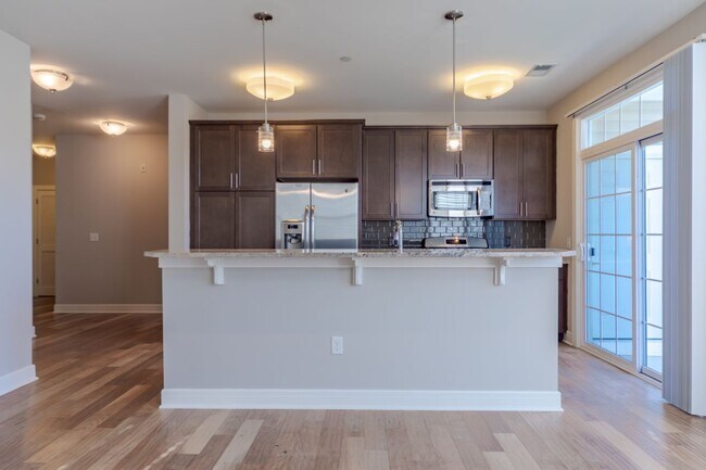 Building Photo - Marlton Gateway Apartments