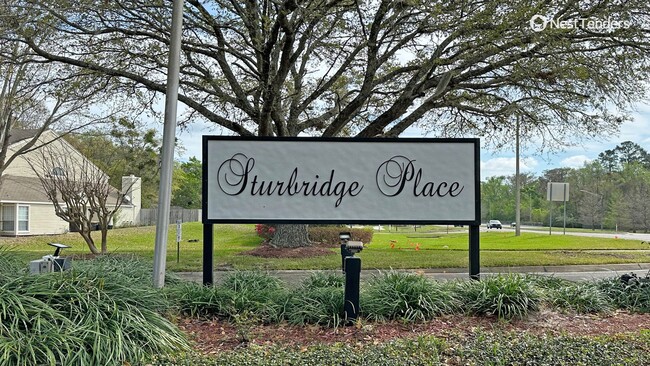Building Photo - Large Updated Townhome in Argyle Forest!
