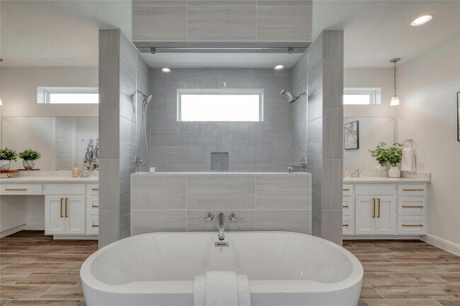 Building Photo - 409 Ocate Mesa Trail