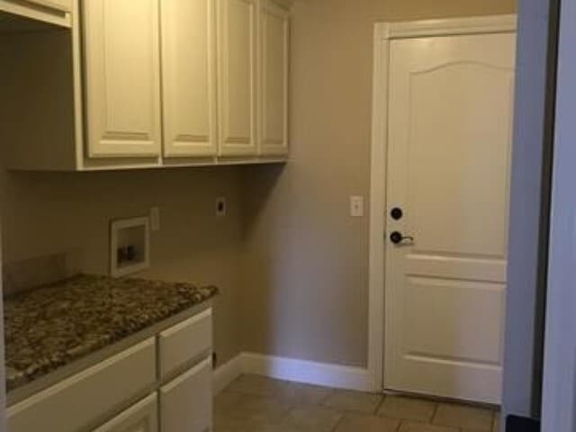 Building Photo - 23 NE Summerwood Dr
