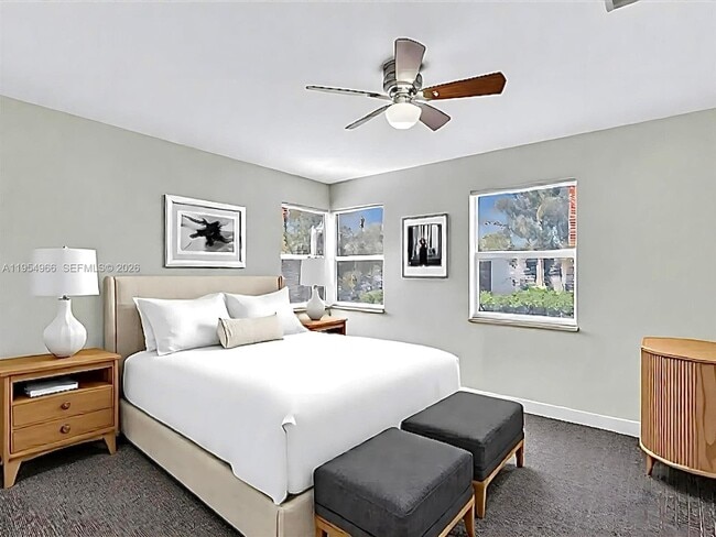 Building Photo - 1513 NE 30th Ct