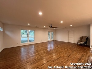 Building Photo - 127 Larchmont Dr