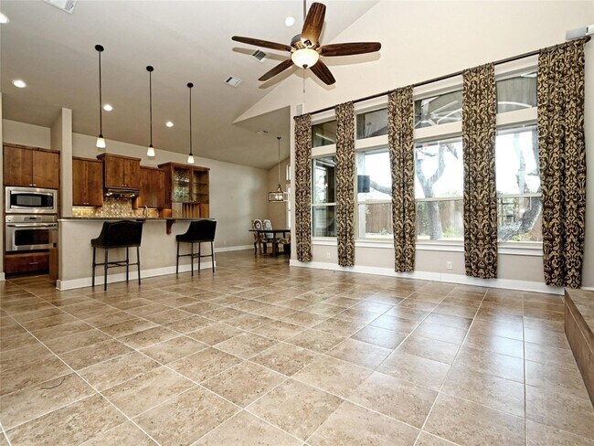 Building Photo - 3001 Noack Dr
